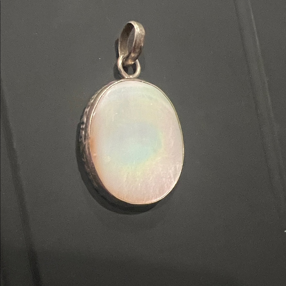Elegant 925 Silver Pendant